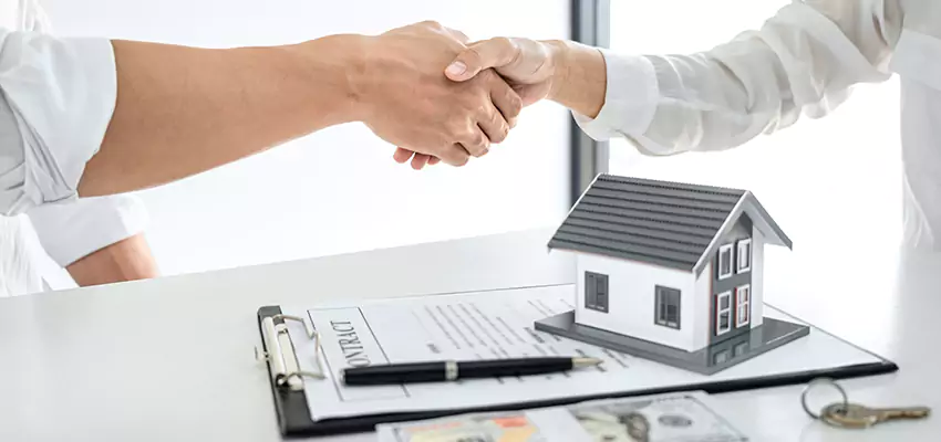 How We Determine Your Sell My Condo Fast Offer in Mineola, New York?