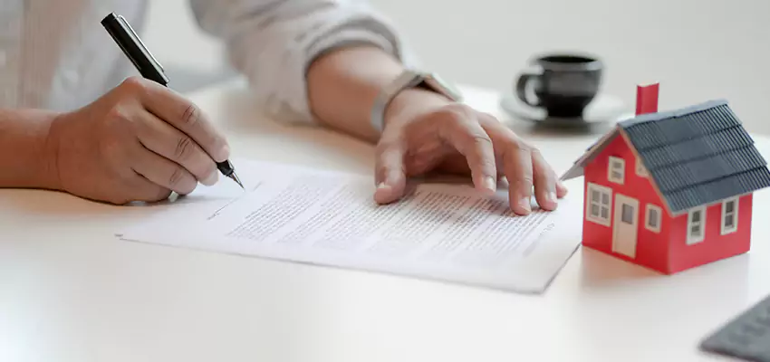 How We Calculate Your Sell House in Foreclosure Offer in Mineola, New York?