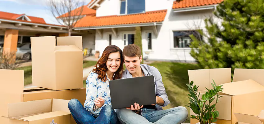 How We Determine Your Sell Townhouse Offer in Mineola, NY?